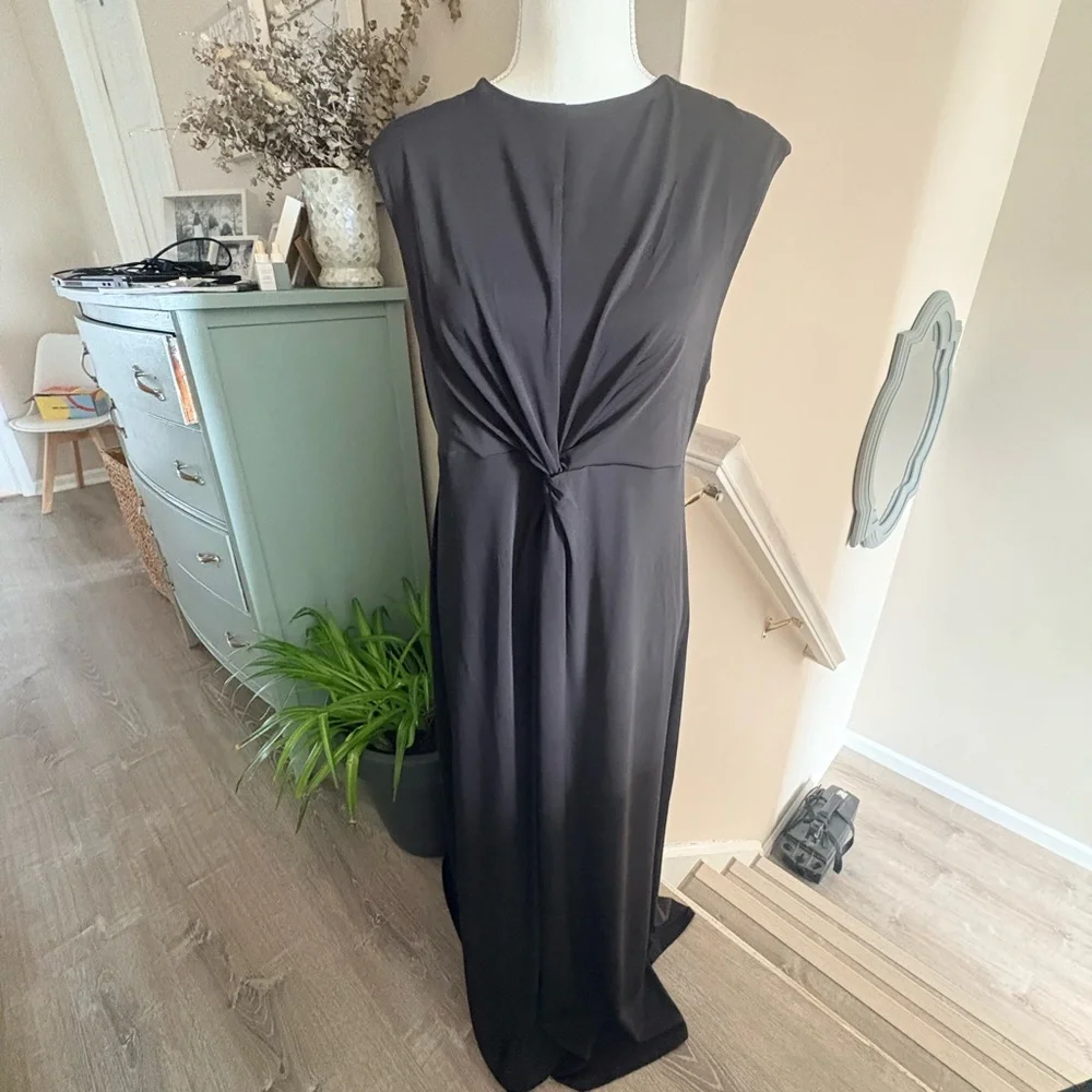 Old Navy Occasions Black Sleeveless Dress - Picture 4 of 6